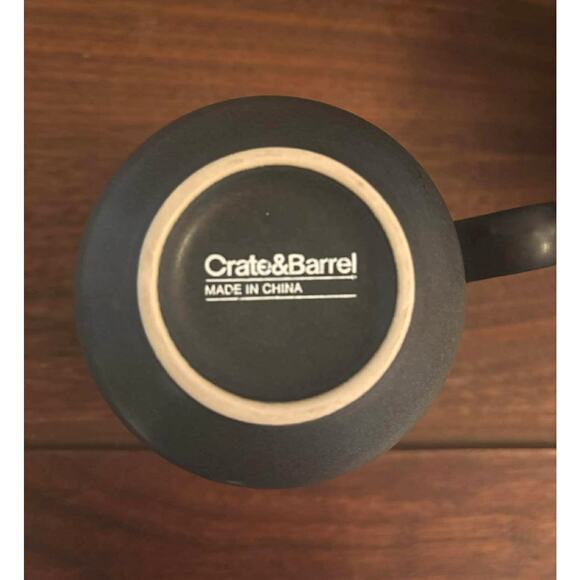 Crate & Barrel Set of 4 Wren Gray Matte Coffee Tea Mugs Large Handle 8 Fl Ounce - Picture 4 of 4